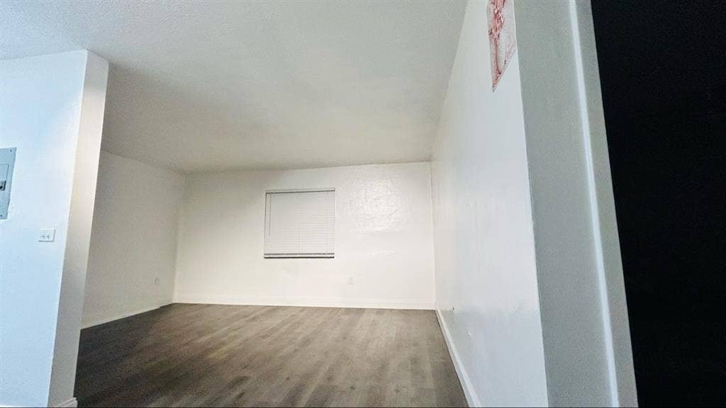 Roommate in North Miami Beach
