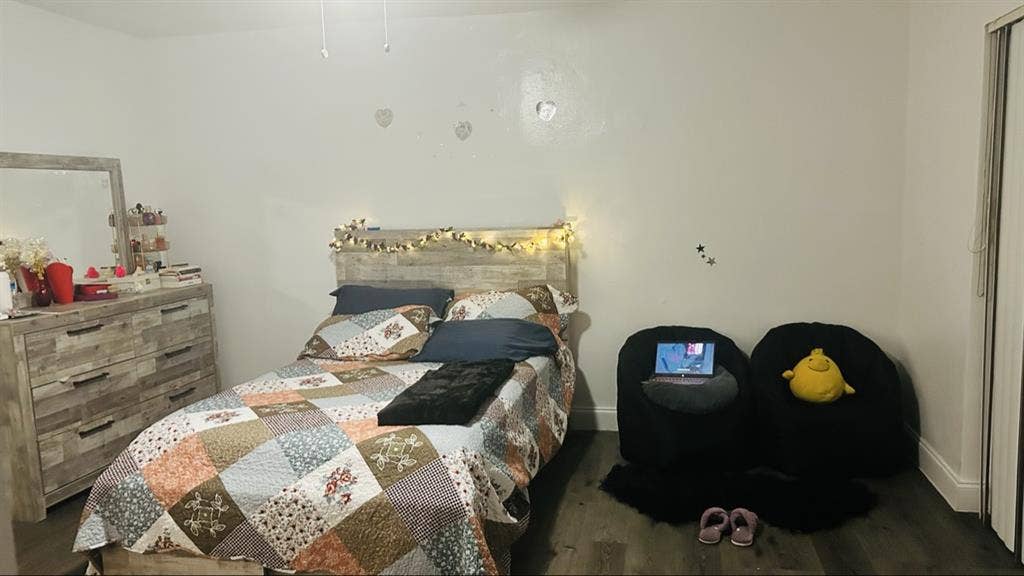 Roommate in North Miami Beach