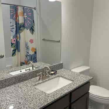 Room 4 rent in a 2 bedroom apt