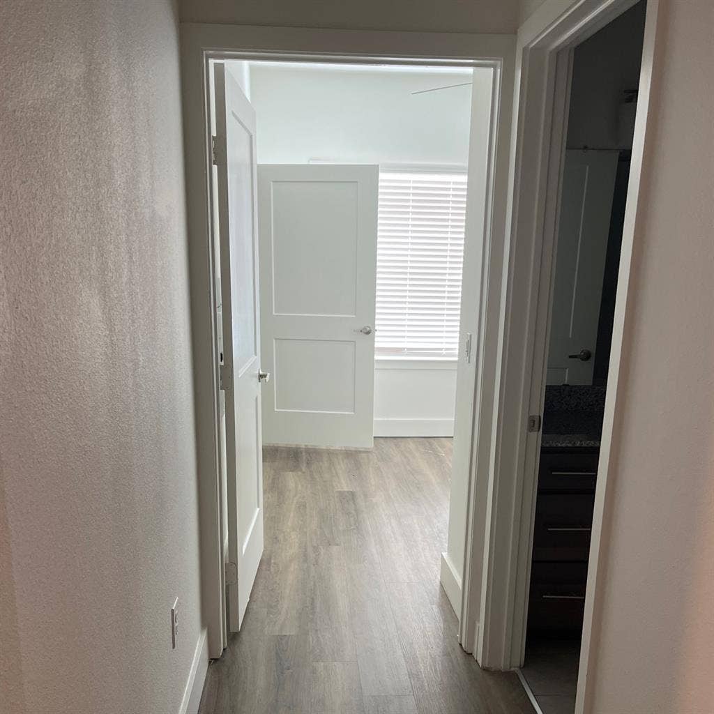 Room 4 rent in a 2 bedroom apt