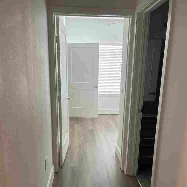 Room 4 rent in a 2 bedroom apt