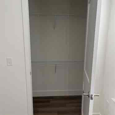 Room 4 rent in a 2 bedroom apt