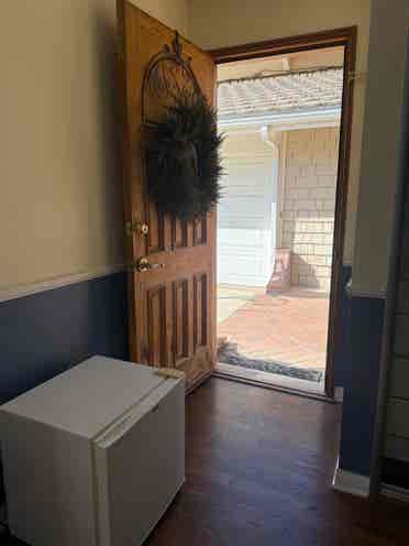 In-Law Suite for student/young prof