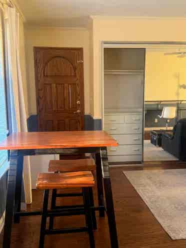 In-Law Suite for student/young prof
