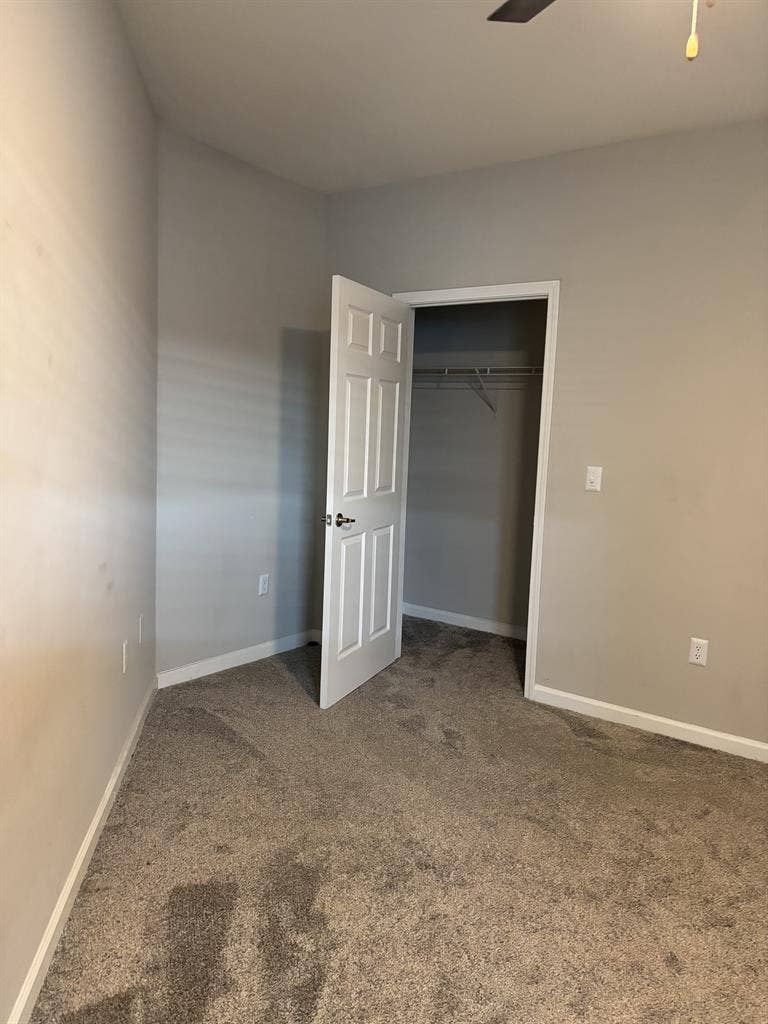 BEDROOM AVAILABLE NOW! - BA