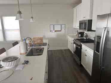 Looking for Roomate