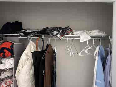 Looking for Roomate