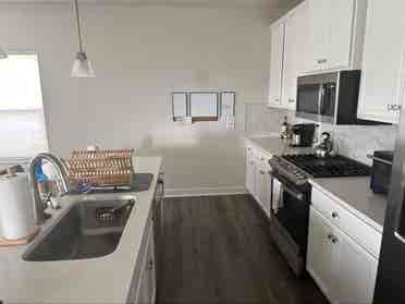 Looking for Roomate