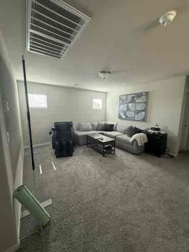 Girl seeking girl roomie in SW home