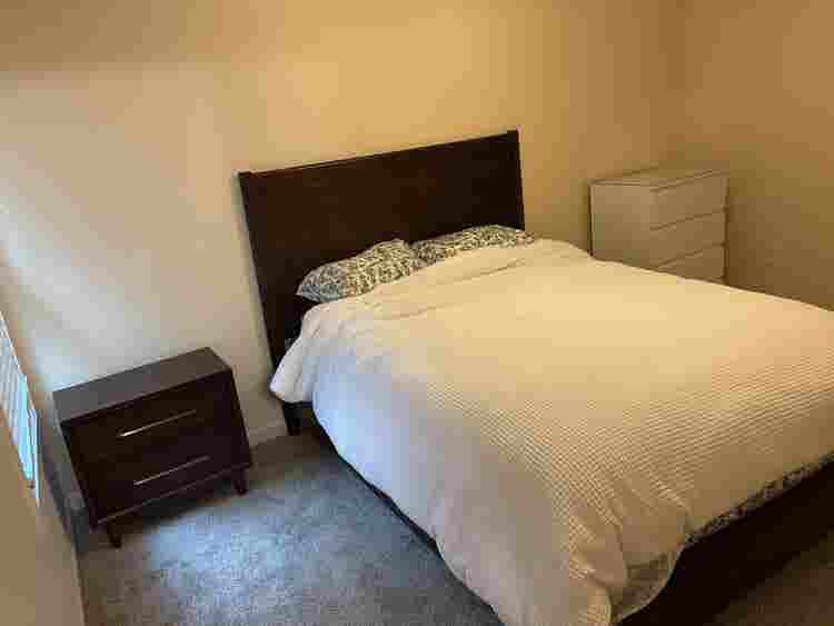 Furnished Private room + bathroom