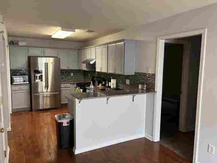 Furnished Private room + bathroom