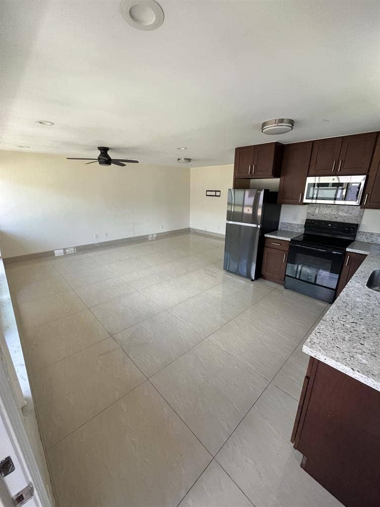 NEED ROOMATE - 2
bed 1 bath duplex