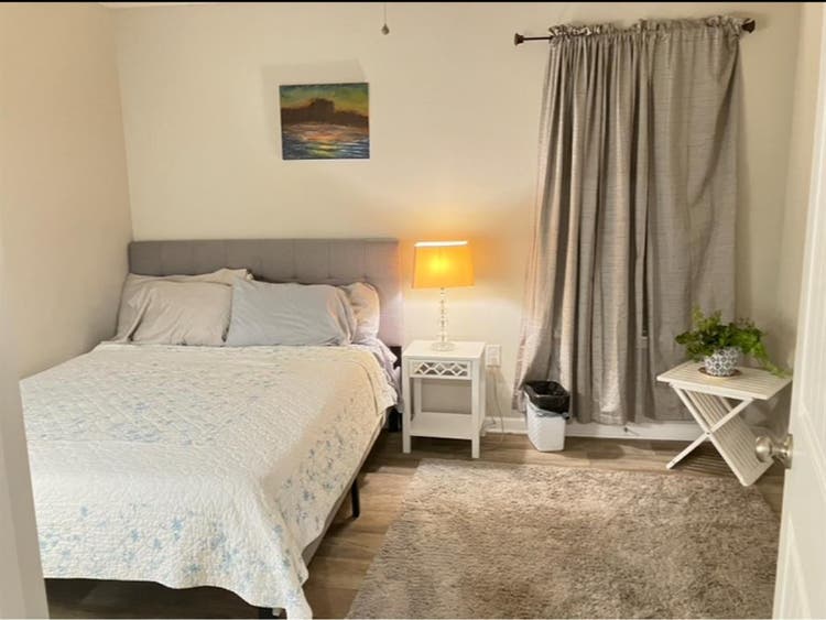 Room for rent $