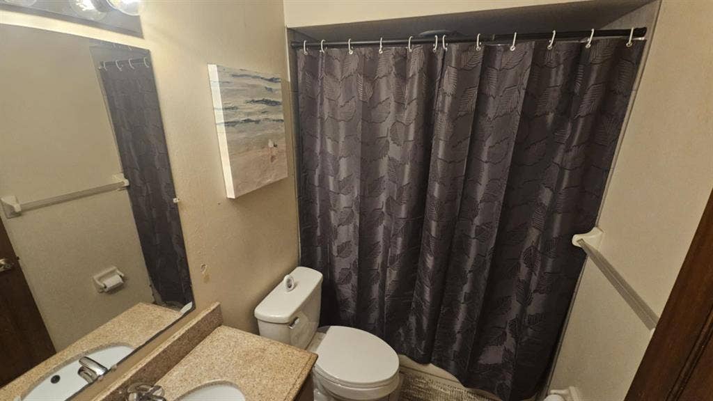 Private Room, Prime Location