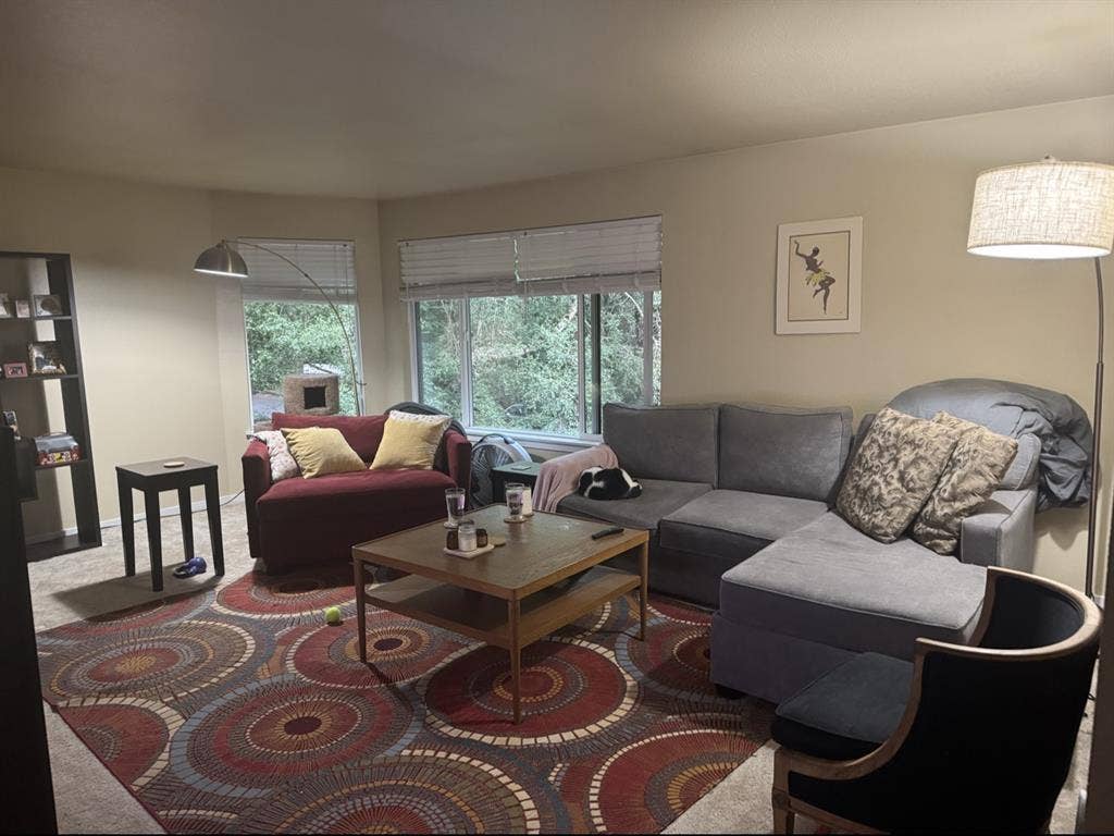 Cute lil room across from Volunteer