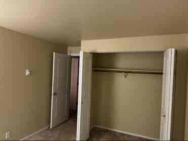 Cute lil room across from Volunteer