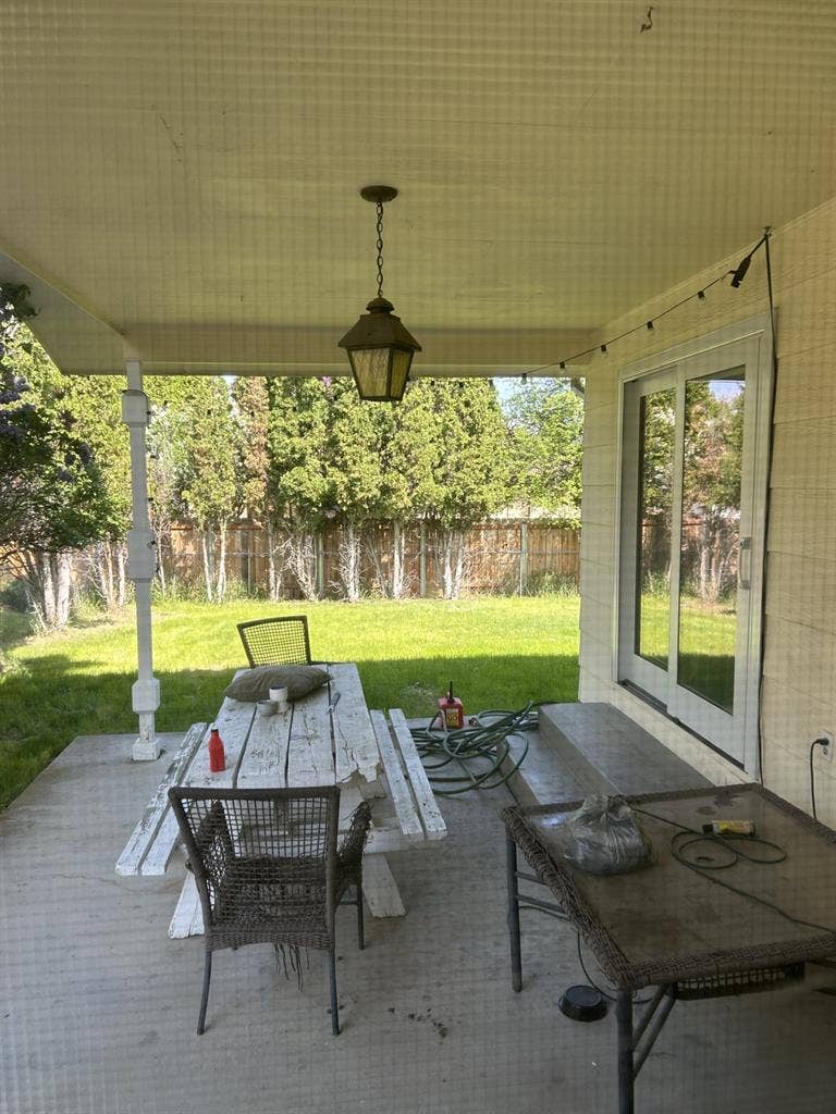 Looking for female roommates!