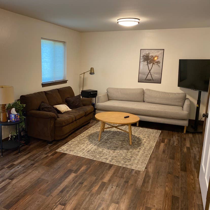 ROOMMATE WANTED.