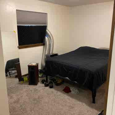 ROOMMATE WANTED.