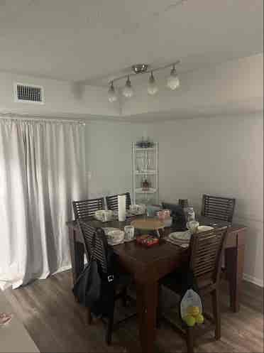 Room Available- Sept 1st
/ Mid Aug