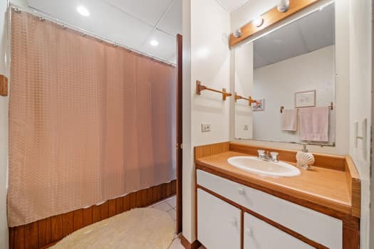 House Free-style Living for Males