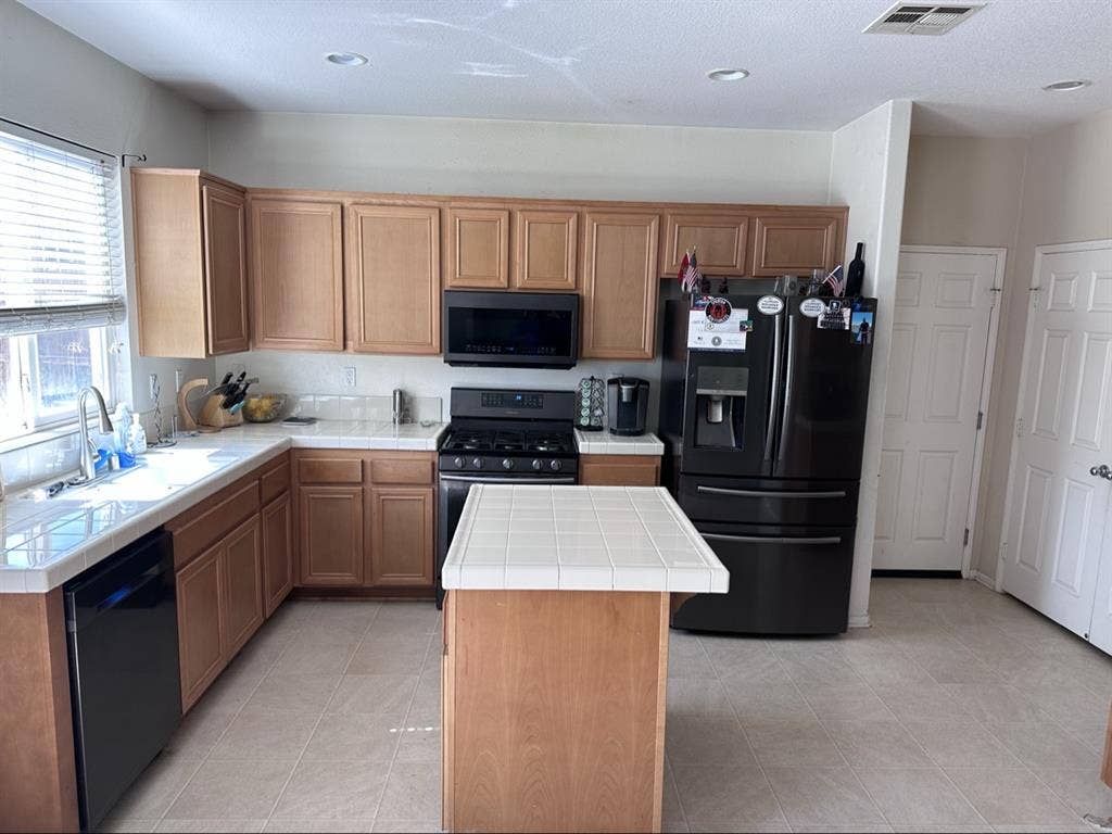 Room next to Murrieta Costco
