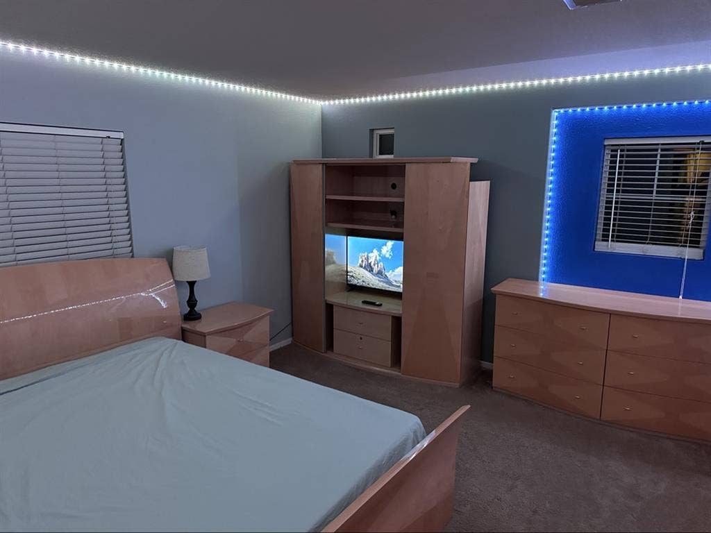 Room next to Murrieta Costco