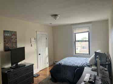 Two Bedroom Apartment Somerville