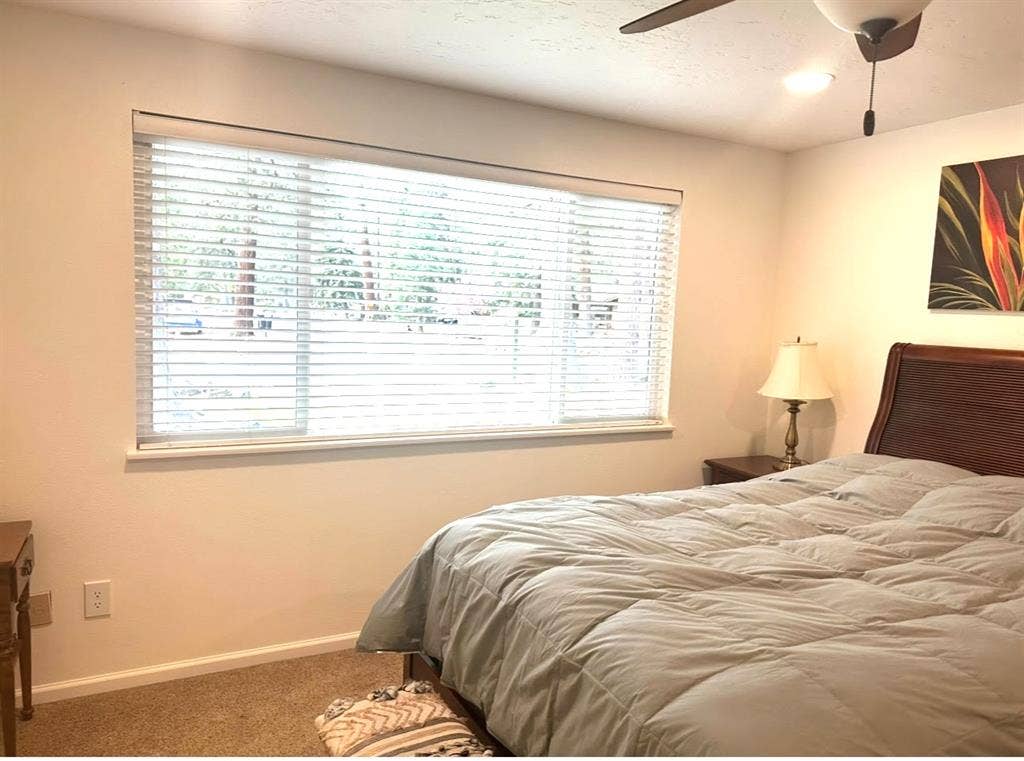 Master Bedroom - Quiet Neighborhood