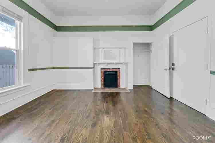 Rooms Available in Grant Park!