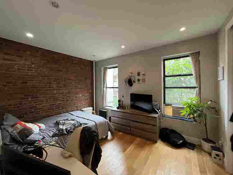 Beautiful Spacious Bedroom