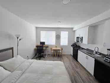 FURNISHED STUDIO APARTMENT