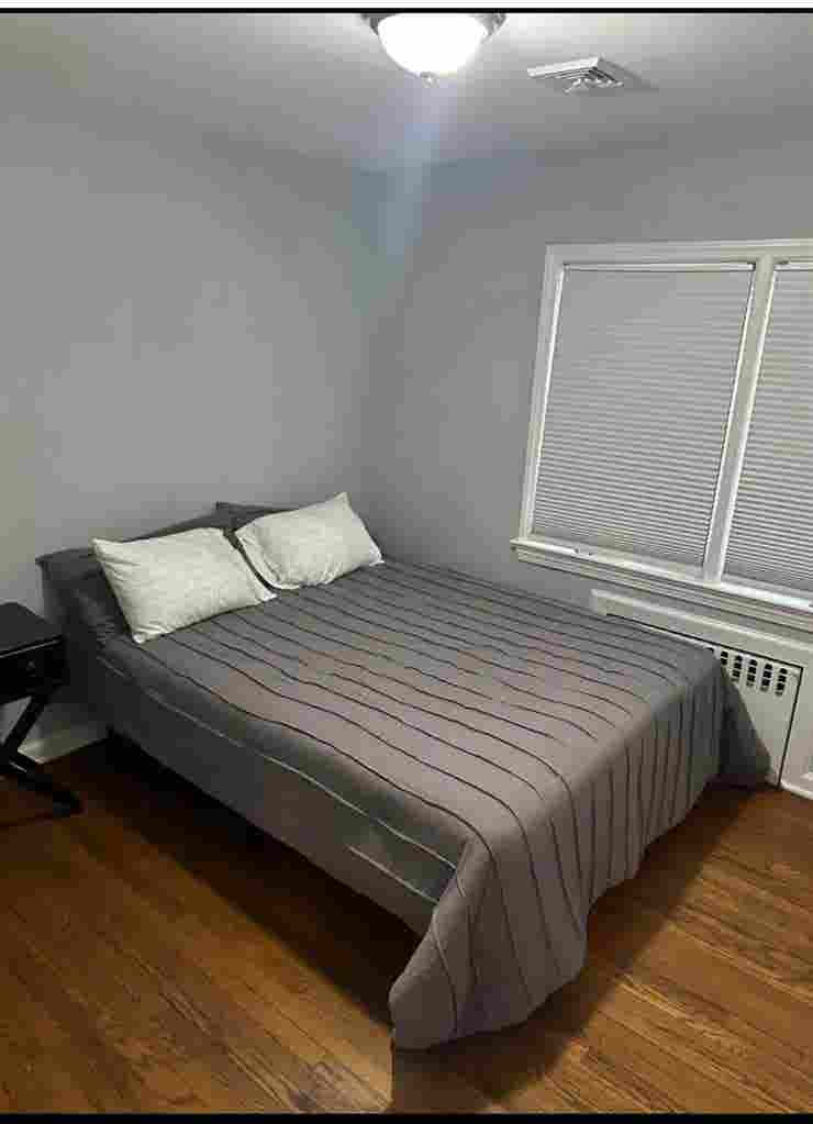 Seeking for a roommate