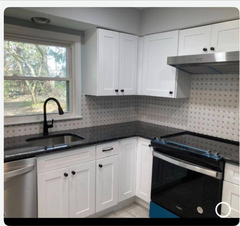 Seeking for a roommate