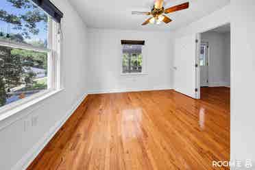 Looking for a Room in Peoplestown?