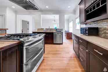 Looking for a Room in Peoplestown?