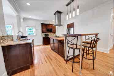 Looking for a Room in Peoplestown?