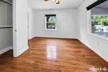 Looking for a Room in Peoplestown?