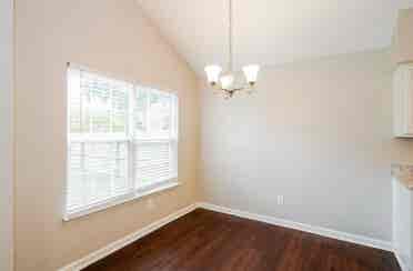A lovely house to move in