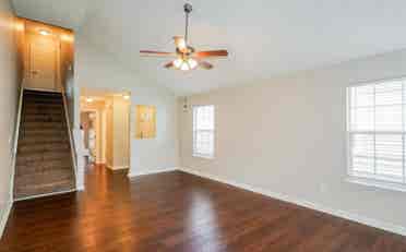 A lovely house to move in