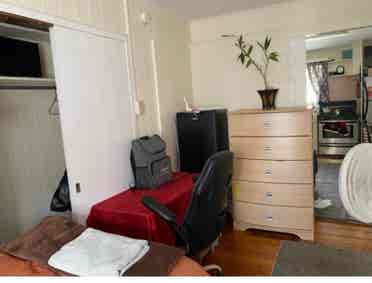 Beautiful furnished beautiful room.