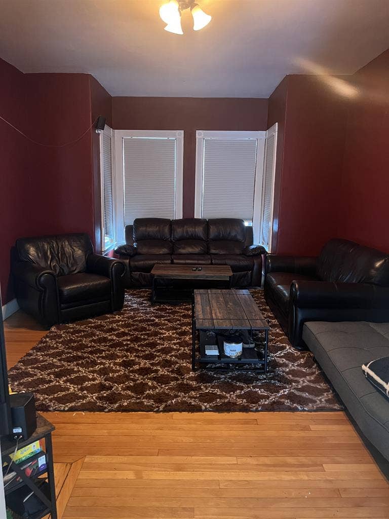 1 Bedroom in Bath Allston