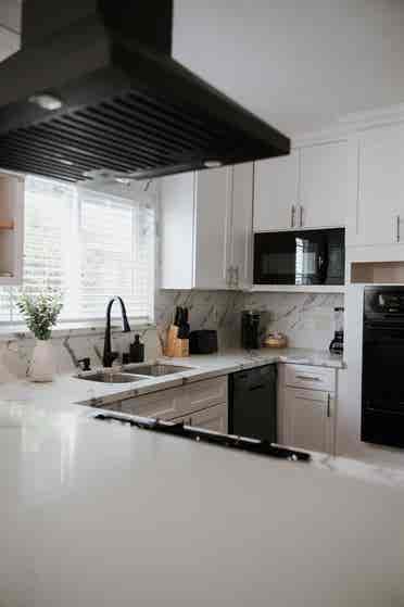 Spacious 3BR House with DTLA Views