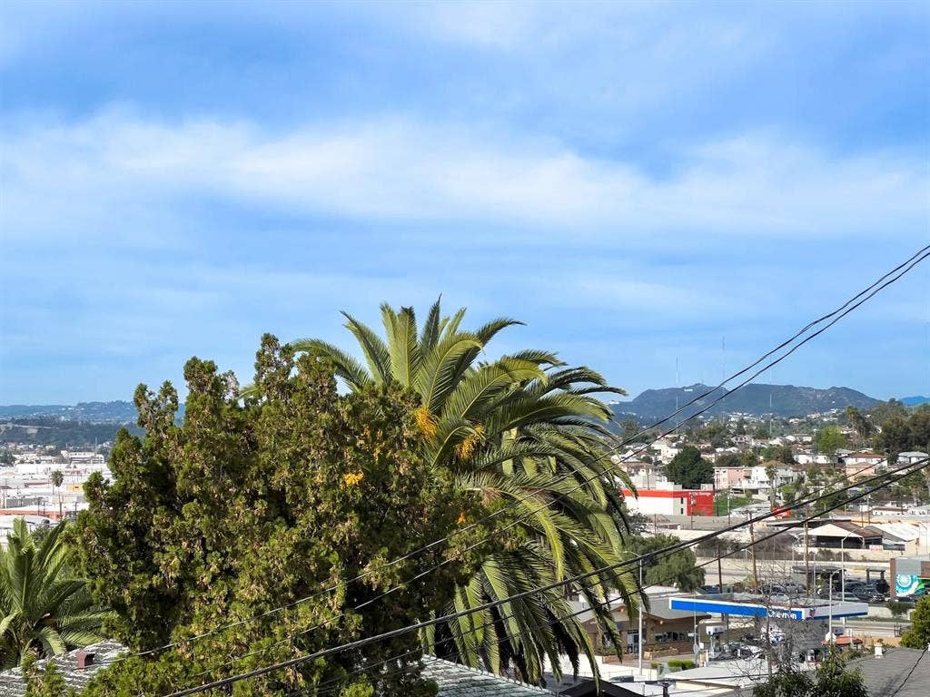 Private gated 1 bed one bath