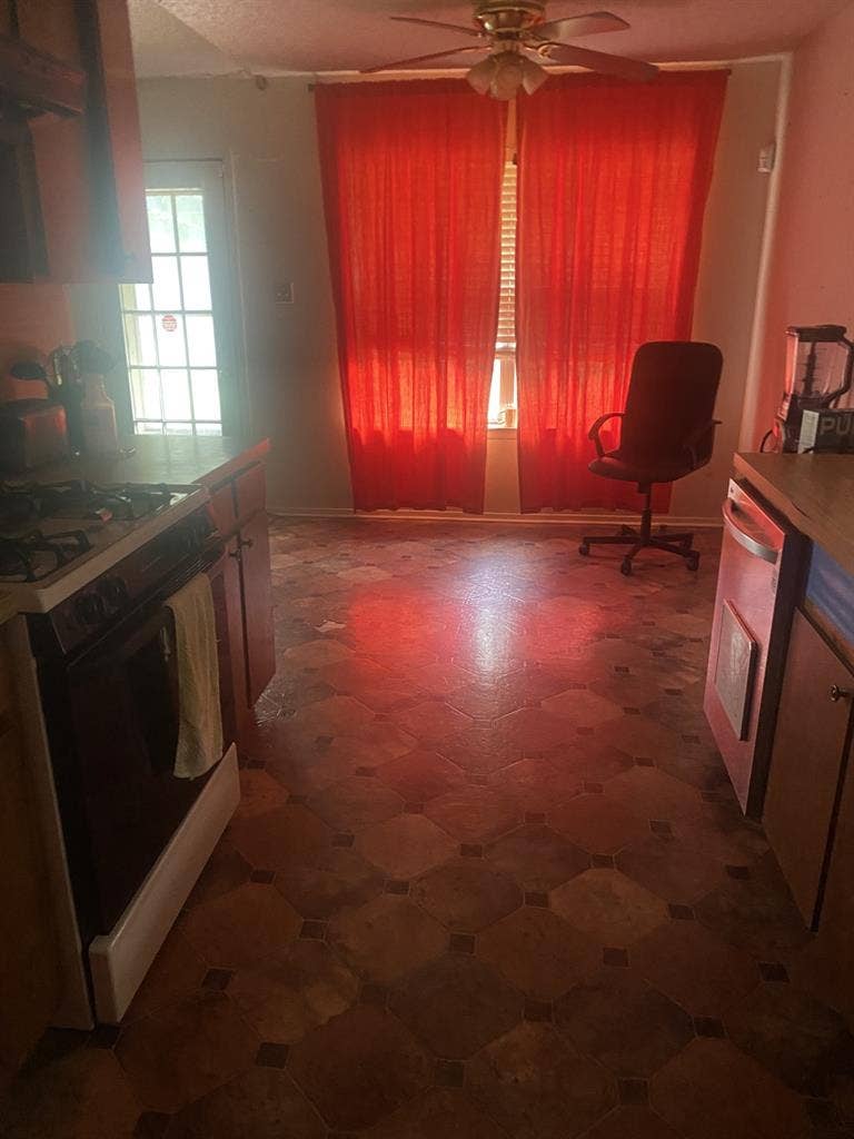 Renting out bedroom in house