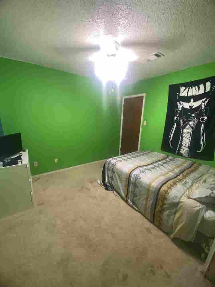 Renting out bedroom in house