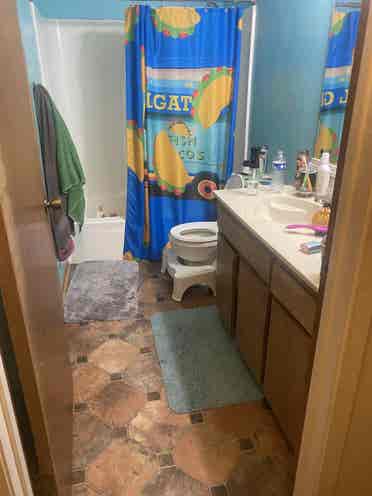Renting out bedroom in house