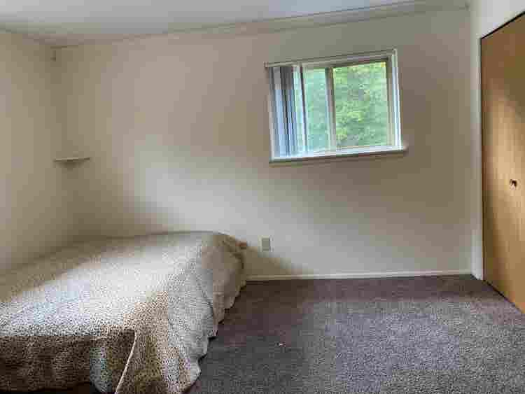 Urgent take over my lease