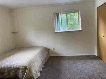 Urgent take over my lease