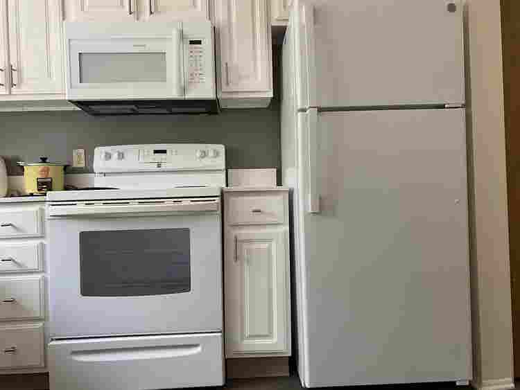 Urgent take over my lease